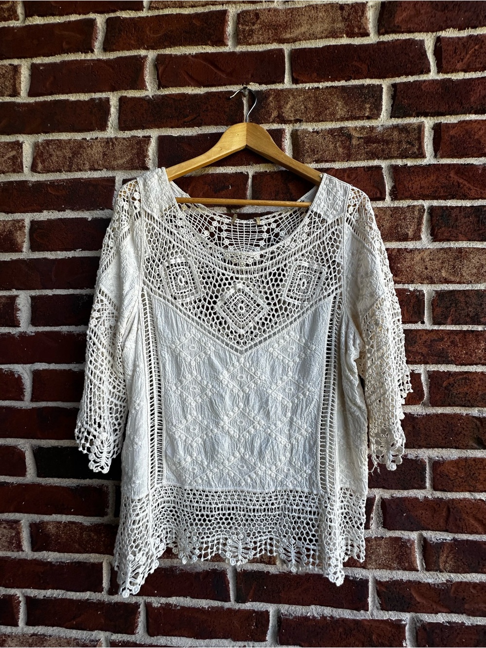 Women’s Crochet Lace Ivory Top